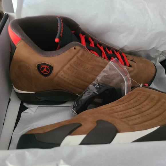NIB mens Jordans